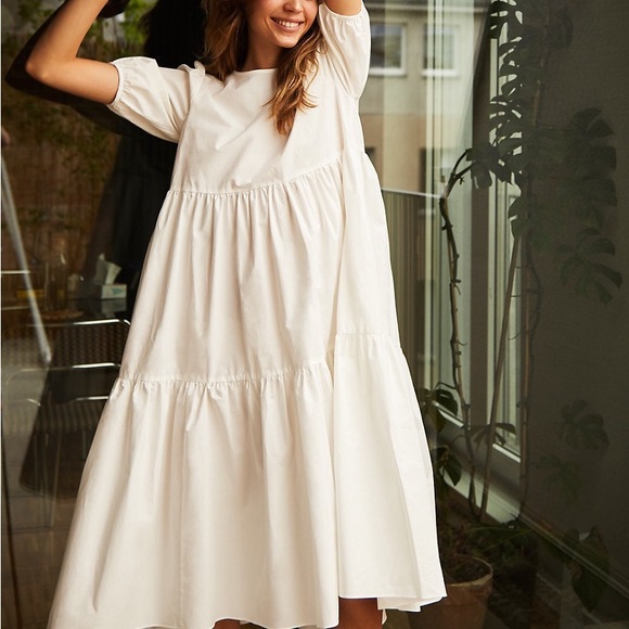 Aritzia Puff Sleeve Maxi Dress - Picture 7 of 10